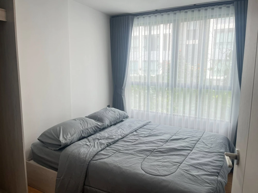 Condo for rent at Atmoz Kanaal Rangsit. Nice room, fully furnished with appliances. Just bring your suitcase and move in!