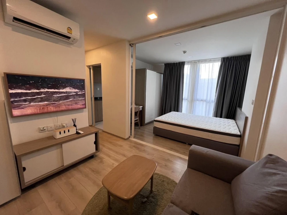 Condo for rent Chambers Onnut Station, a nice room, complete with furniture and electrical appliances. Hurry and reserve now, don't wait.