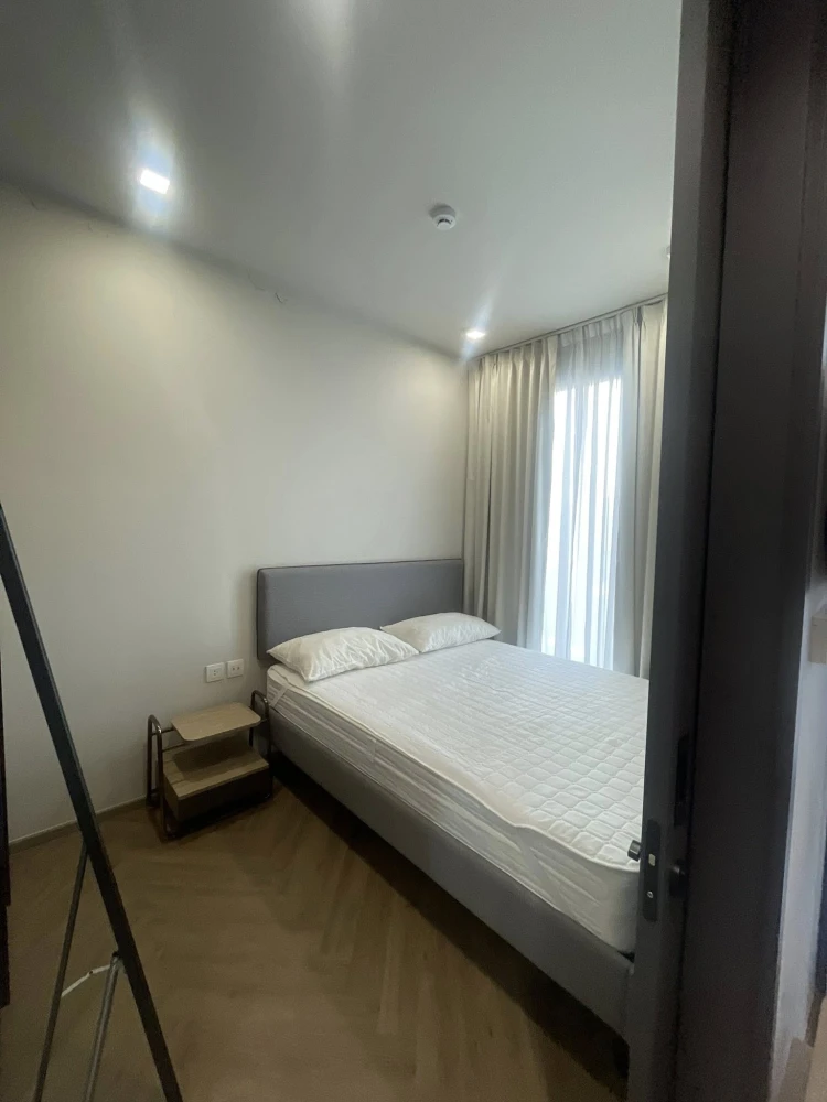 Condo for rent at Chapter Chula Samyan. Nice unit on the 15th floor with great views. Fully furnished. Book now, don't delay!