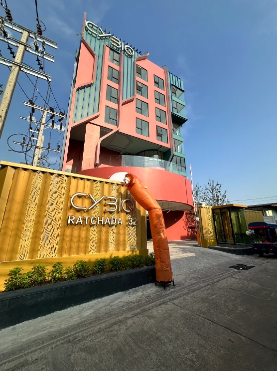 Condo for rent, CYBIQ Ratchada 32, ready to move in, fully furnished, appliances included, affordable price, reserve now, don't delay.