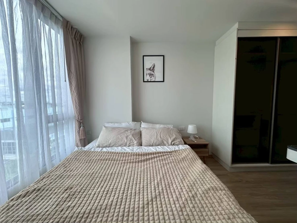 Condo for rent at ESQUE Sukhumvit 101/1. Move-in ready, fully equipped with amenities, and at a great price. Book now—don't miss out!