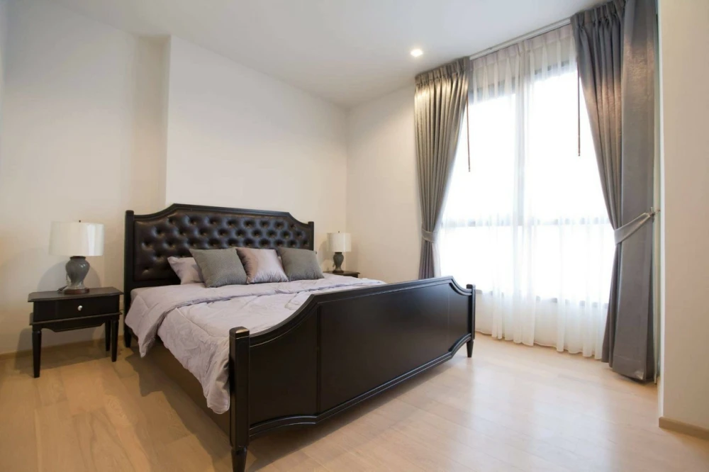 Condo for rent at HQ Thonglor. Nice room, fully furnished. Just bring your belongings and move in! Book now!