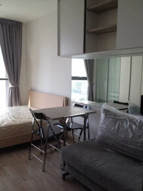 Condo for rent, Ideo Mobi Sukhumvit, studio room, 12th floor, pool view, fully furnished, electrical appliances, book now!