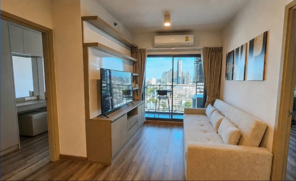 Condo for rent, Ideo Sukhumvit 93, corner unit, quiet, private, beautiful city view, fully furnished, beautifully decorated, ready to move in.