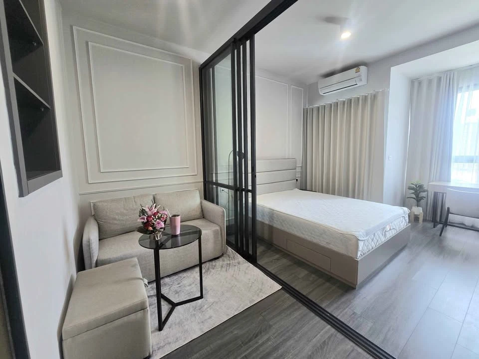 Condo for rent at Ideo Sukhumvit-Rama4. Nice unit on the 16th floor with an unobstructed view. Book today! Don't miss out!
