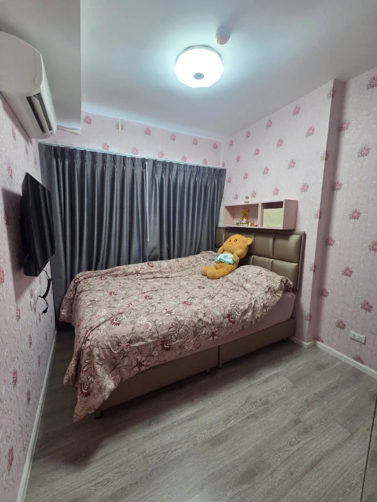 Condo for rent: Kensington Sukhumvit-Theparak. Room with quality wallpaper. Great value. Convenient and complete here. Reserve now!