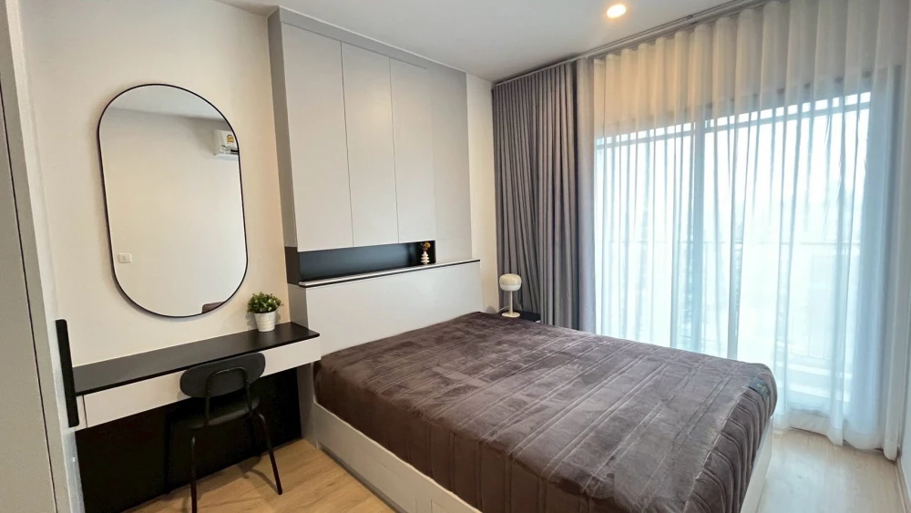 Condo for rent: Life Asoke Rama 4, ready to move in, complete facilities, come and reserve now.