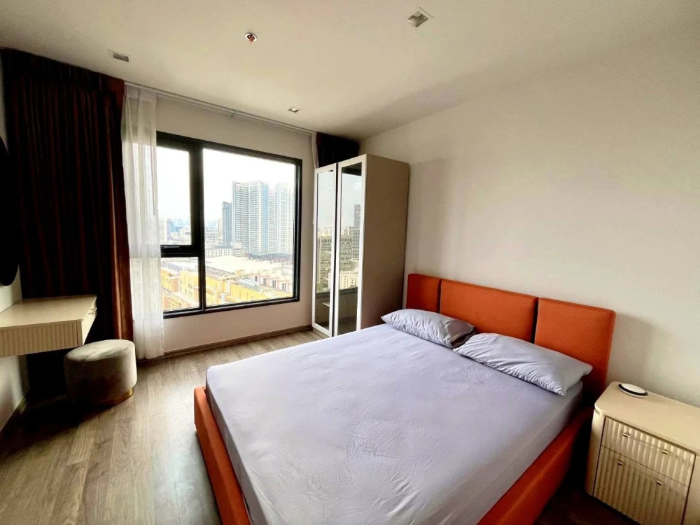Condo for rent at Life Ladprao Valley. Nicely decorated unit on the 26th floor with great views. Fully furnished with complete amenities. Book now!