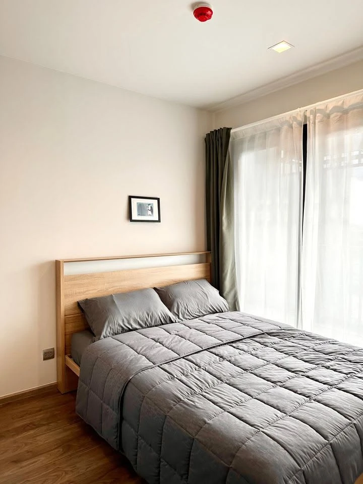 Condo for rent at Life Ladprao Valley. Fully furnished and equipped with appliances. Just bring your suitcase and move in!