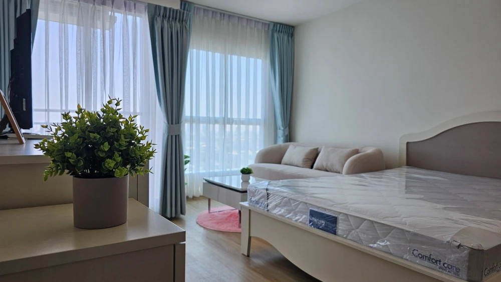 Condo for rent at Lumpini Ville Charan-Fai Chai. Ready to move in, fully furnished, great price. Book now, don't miss out!
