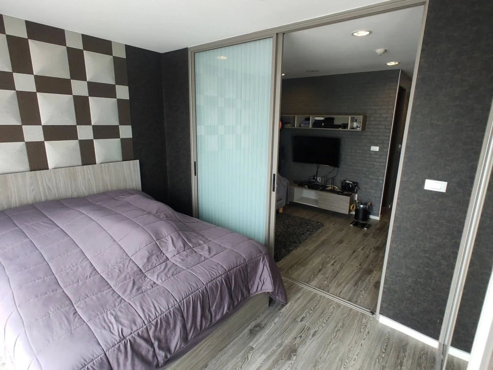 Condo for rent at Modiz Ladprao 18. Fully furnished and ready to move in. Just bring your belongings! Don't wait!