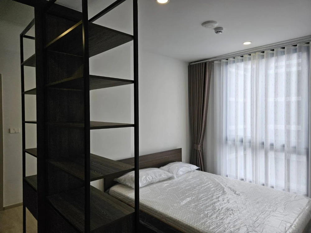 Condo for rent, Nue Cross Khu Khot Station, well-separated rooms, great value, you'll regret it if you miss it.