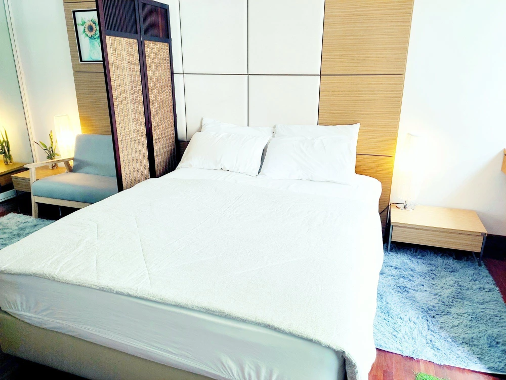 Condo for rent at Pipat Place. Fully furnished with appliances. Just bring your suitcase and move in! Don't wait!