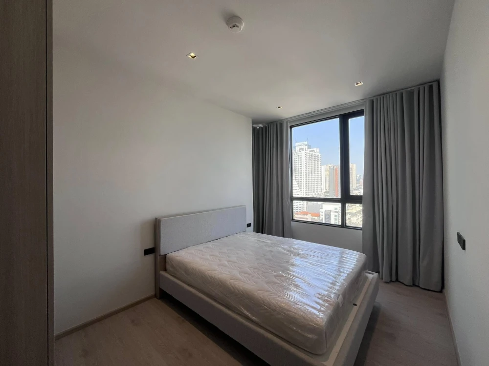 Condo for rent Reference Sathorn Wongwianyai, nice room, complete with furniture and electrical appliances, book now!