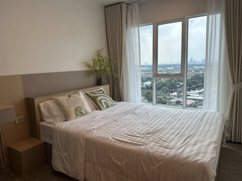 Condo for rent: Regent Home Bangna, fully furnished, ready to move in, complete with furniture and appliances, just bring your bags and move in.
