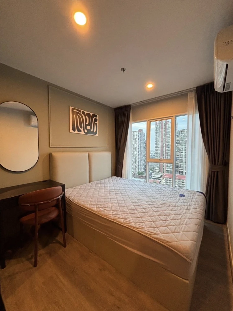 Condo for rent at Regent Home Bangna. Ready to move in, with separate, well-divided zones. Book now! Don't miss out!
