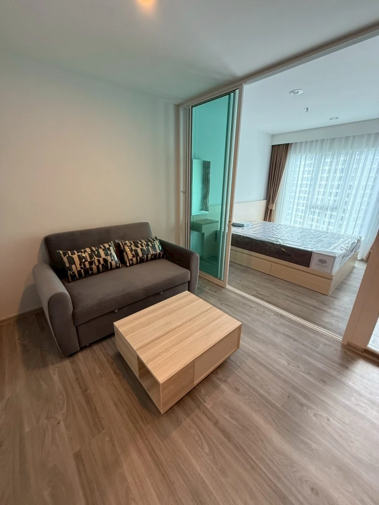 Condo for rent: Regent Home Bangna, rare corner room, fully furnished, separate rooms, book now.