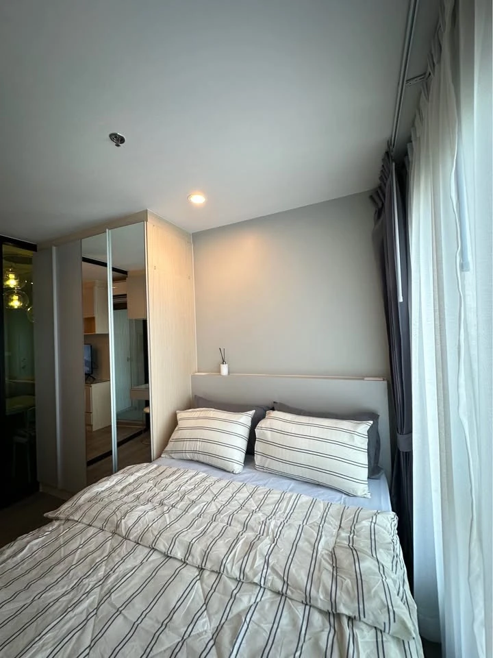 Condo for rent, Regent Home Bangna, fully furnished and ready to move in. Complete amenities. Affordable price. Move in now!