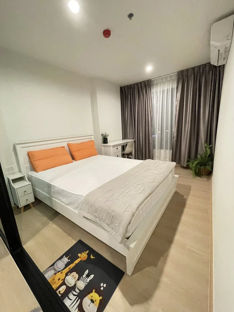 Condo for rent at Terra Residence Phase 1. The unit is partitioned into separate, clearly defined zones. Amazing price! Book now, don't wait!