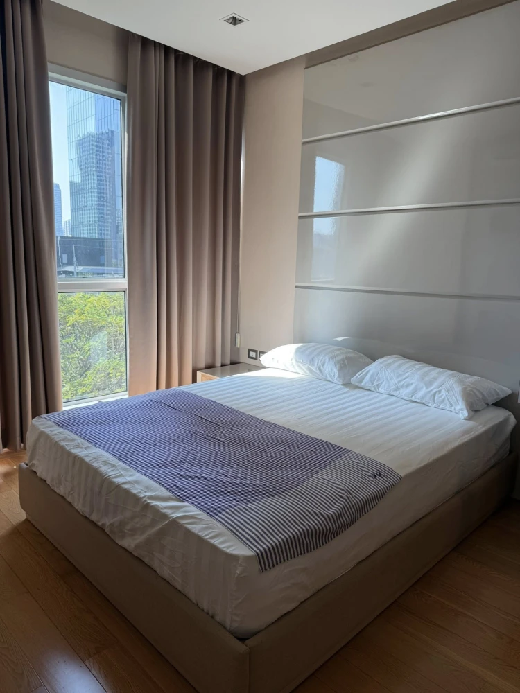 Condo for rent at The Address Asoke. Spacious unit with ample living space and complete amenities. Book now!