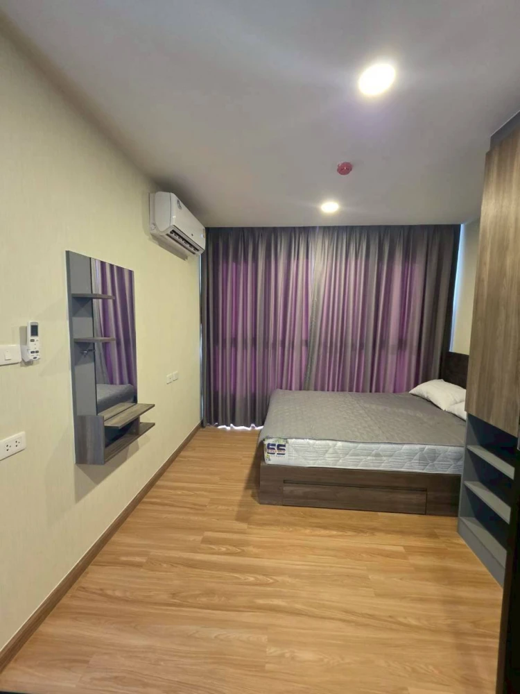 Condo for rent at The Cube Loft Srinakarin - Theparak. Ready to move in, fully furnished with appliances. Great price. Book now, don't miss out!