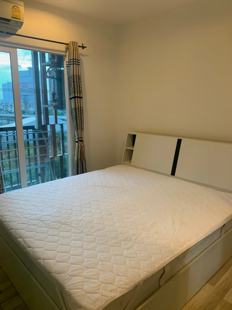 Condo for rent at The Key Wutthakat. Nice unit with complete amenities. Just bring your suitcase and move in! Don't wait!