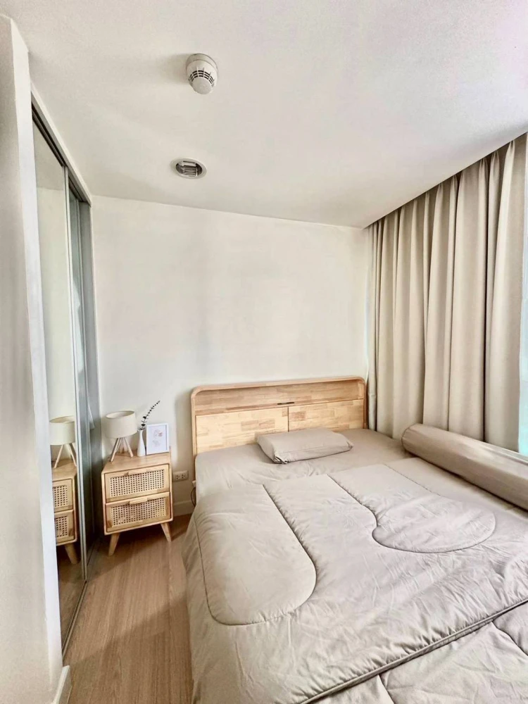 Condo for rent at The Kris Ratchada 17. Fully furnished and ready to move in. Complete amenities. Book now! Don't miss out!