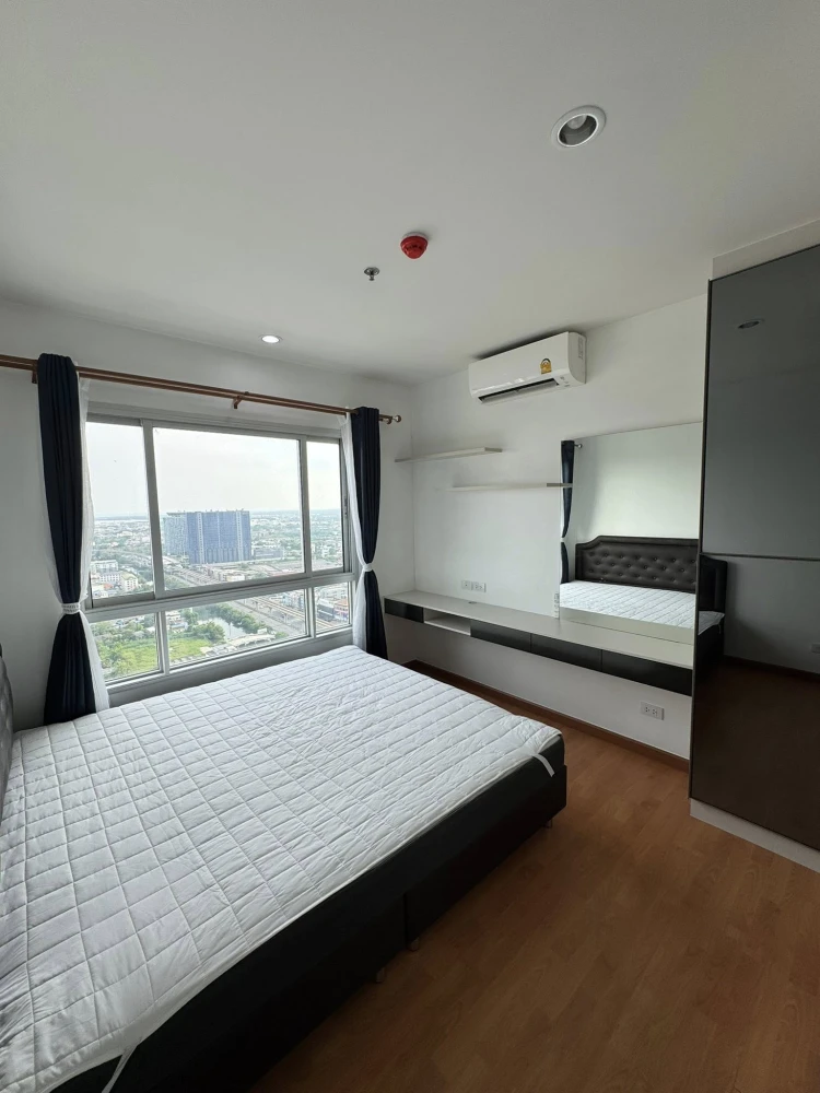 Condo for rent at The President Sukhumvit-Samutprakan. Ready to move in, 33rd floor, beautiful view, great price. Book now!