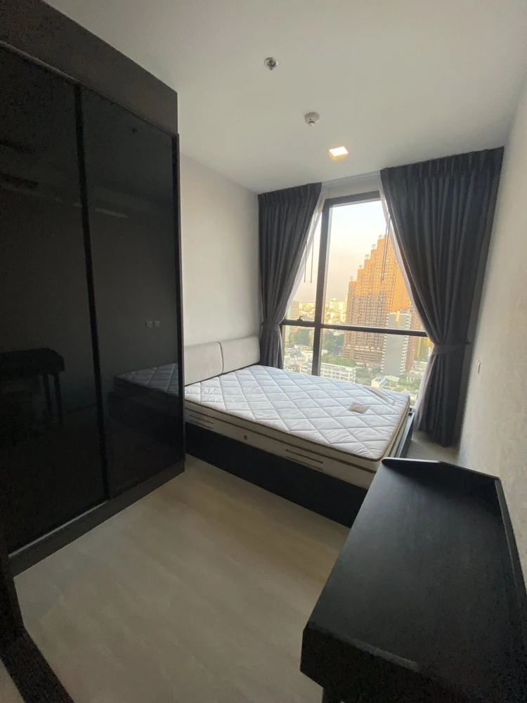 Condo for rent at The Privacy Jatujak. Ready to move in, fully furnished, amazing price. Book now, don't wait!