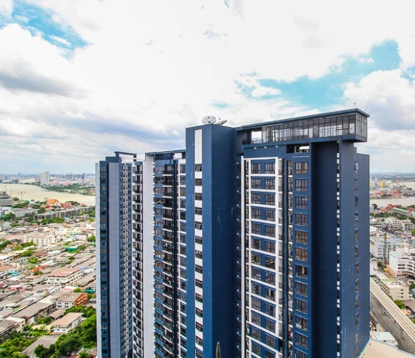 Condo for rent at The Stage Taopoon Interchange. Ready to move in, fully furnished, great price. Book now, don't miss out!
