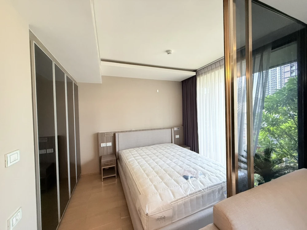 Spacious condo for rent at Urbitia Thonglor. Convenient and fully furnished – everything you need in one place. Book now! Don't miss out!