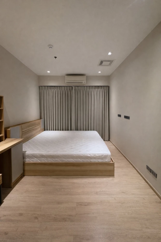 Condo for rent at Whizdom Station Ratchada–Thapra. Large and comfortable unit with ample living space. Book now before it's too late!