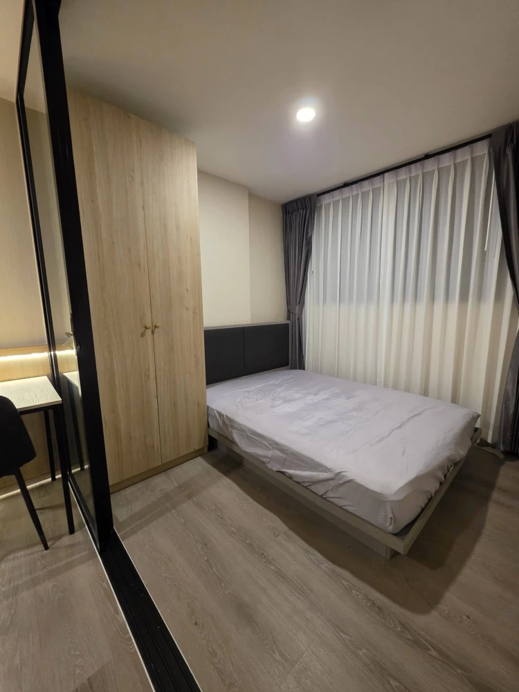 For rent: The Origin Sukhumvit-Praksa, 31st floor, river bend view, stunning night view, convenient transportation, peaceful, complete amenities.