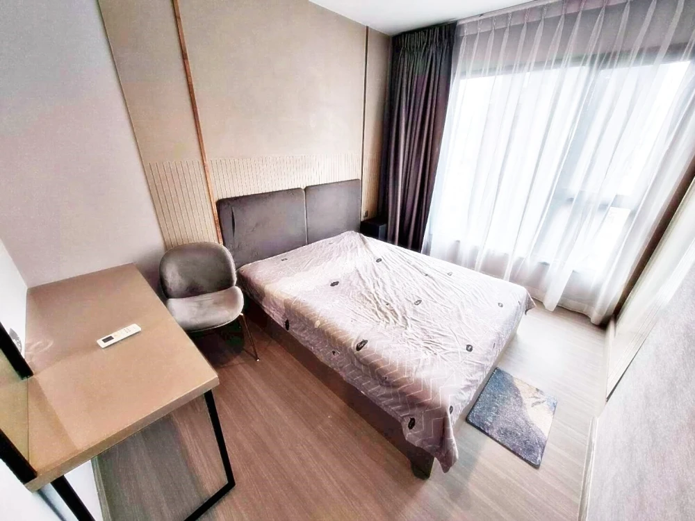 For rent urgently!! Condo Life Asoke-Rama 9, complete facilities Ready to move in. Hurry up to reserve!!