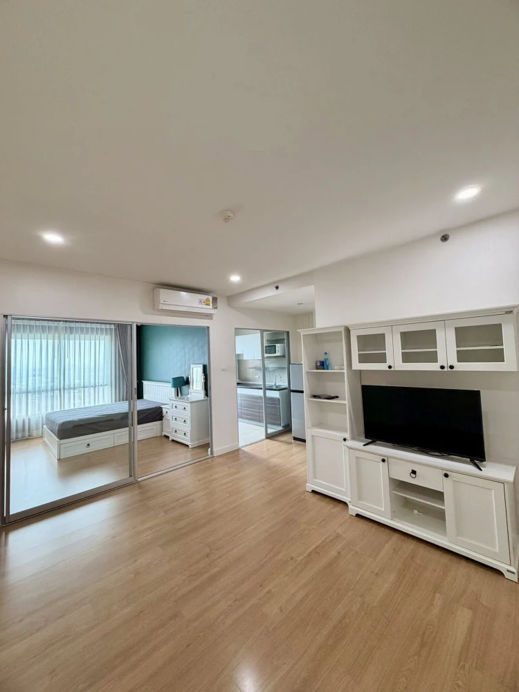 For rent immediately! Supalai Veranda Ratchavipa Prachachuen. Spacious room with ample usable space. You'll regret not booking now!