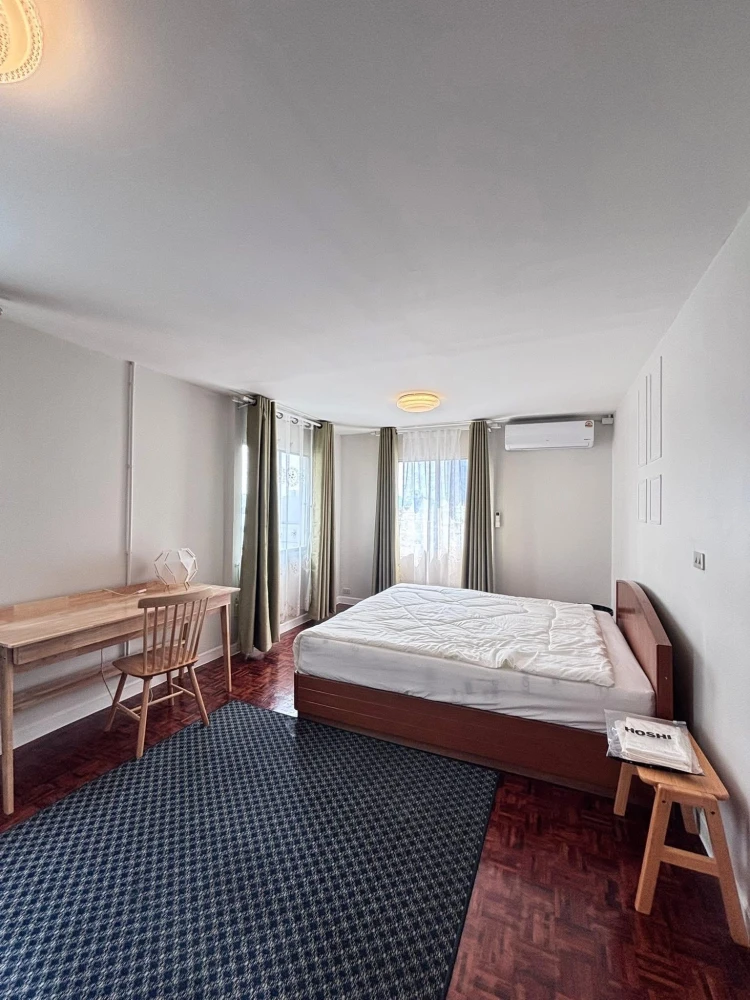 For rent immediately! Fortune Condo Town, 2 bedrooms, 2 bathrooms, spacious living area, everything you need is here. Book now!