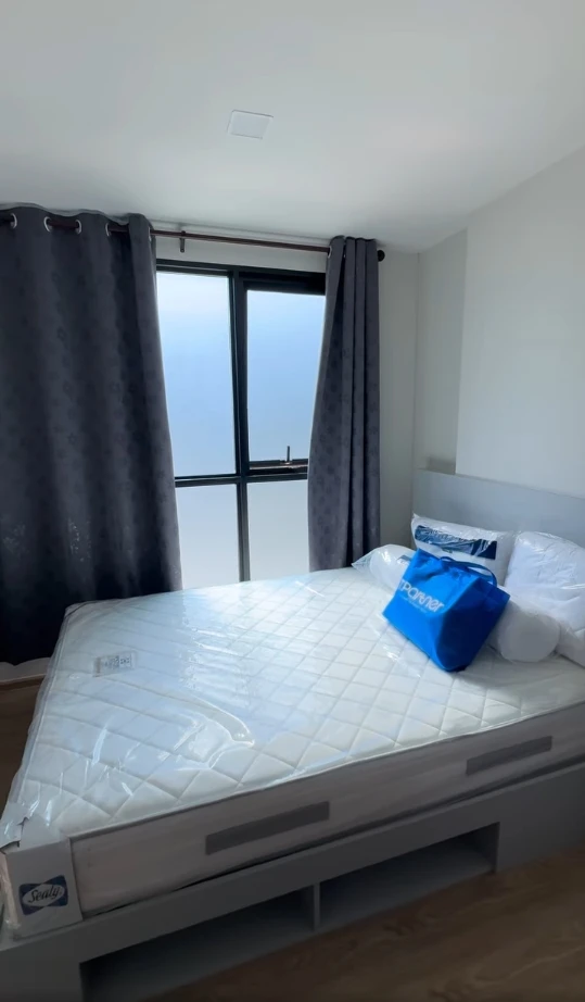 For rent now! Kave Luminous Bangmod. Nice room, fully furnished with appliances. Great price. Book today! Don't miss out!