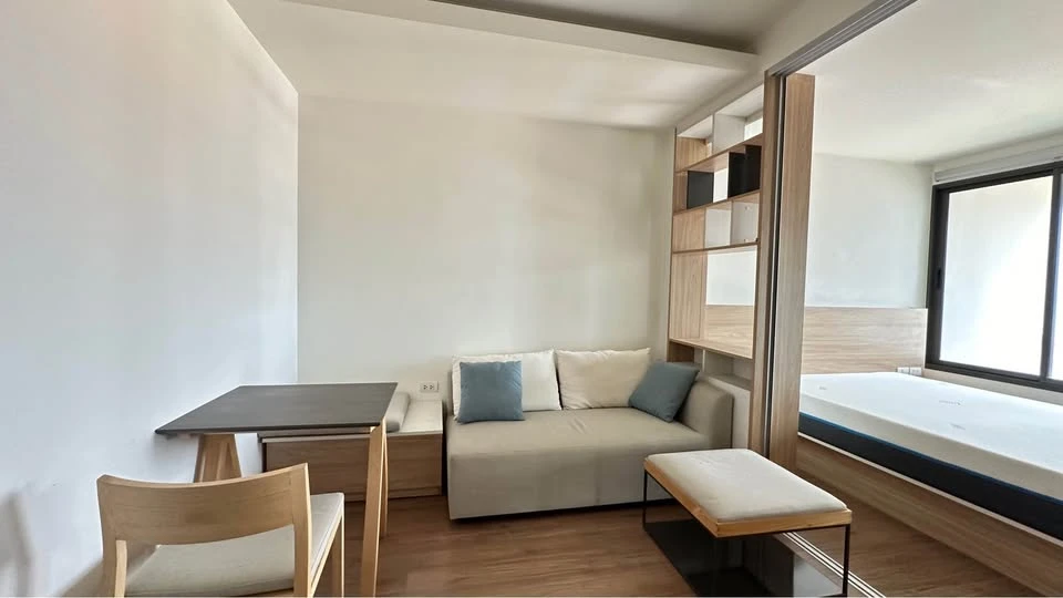 Urgently for rent: U Delight Residence Riverfront Rama 3, a nice room, complete with furniture and appliances. Come and reserve now.