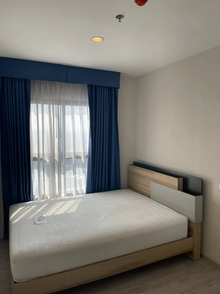 Plum Condo for rent, Central Station, corner room, private, quiet, 34th floor, high view, hurry and reserve now.
