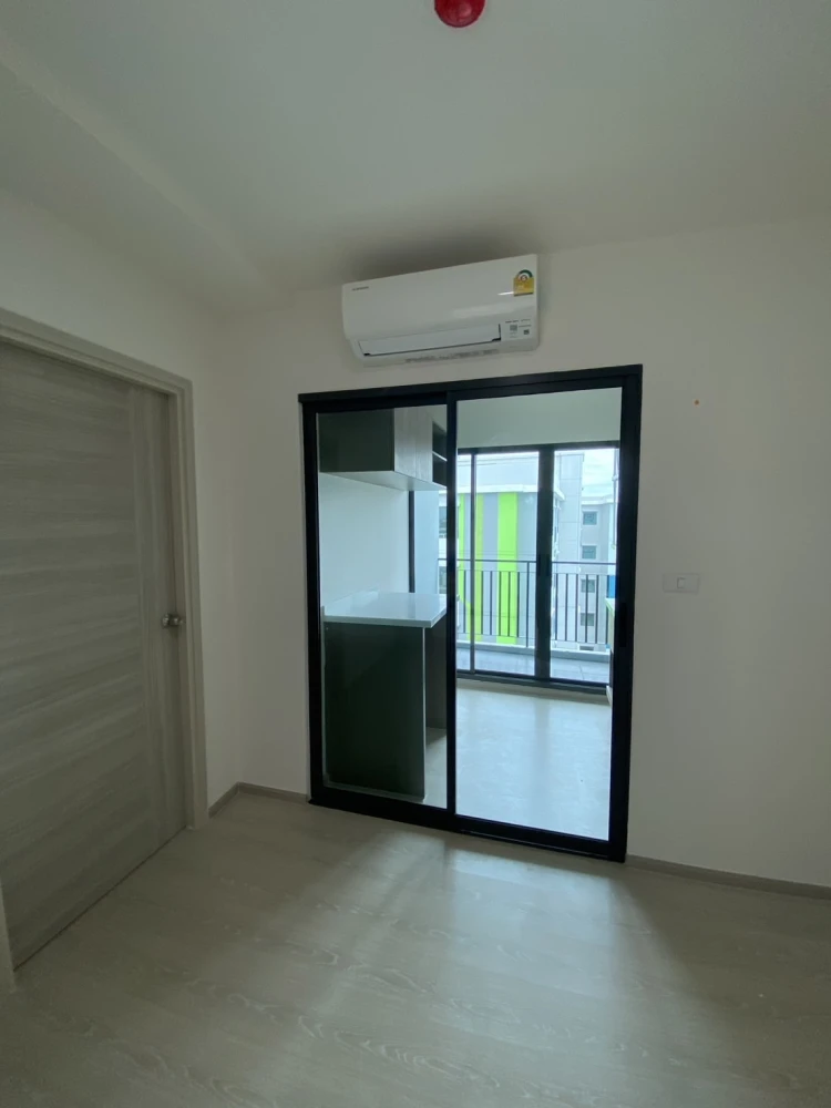 For rent: Greene Prime Don Mueang-Songprapa, 1 bedroom, 1 bathroom, 8th floor, comes with usable space. You must not miss it.