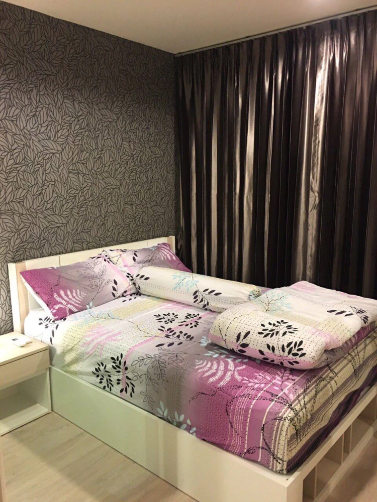 For rent or sell: Aspire Ratchada-Wongsawang, 1 bedroom, 1 bathroom. High-quality wallpaper. Prime location, convenient transportation. Book now!