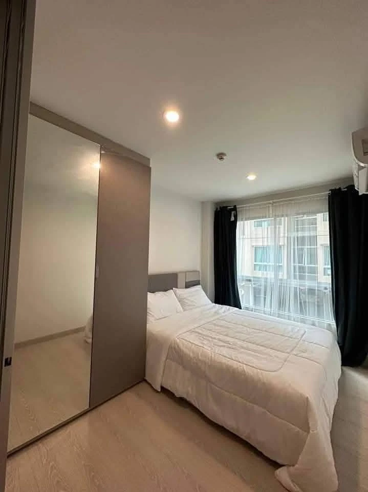 For rent: Condo Niche ID Sukhumvit 113, a nice room with full facilities. I must say that you definitely can't miss it.