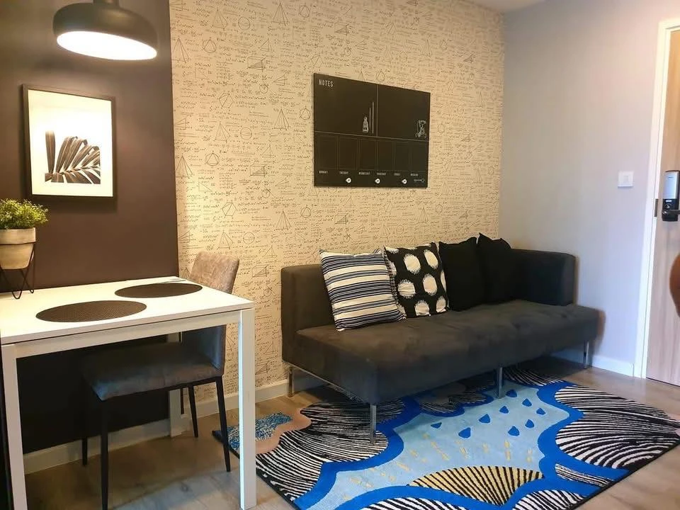 Condo Pause Sukhumvit 115 for rent, nice room, nice wallpaper, great price, hurry and reserve now.