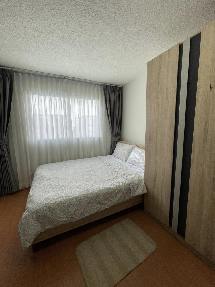 Condo for rent: Lumpini Town Romklao-Suvarnabhumi. Fully furnished room. Just bring your bags and move in!!!