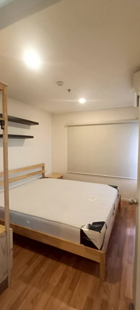 For rent: Lumpini Ville Suksawat-Rama 2 condo, corner unit with Chao Phraya river view, 24th floor, fireworks view available. Special price! Book now!