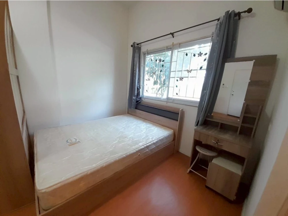 Condo for rent: Lumpini Condo Town Romklao-Suvarnabhumi. Ready to move in. Fully furnished. Reserve now at a great price. Don't miss out+++