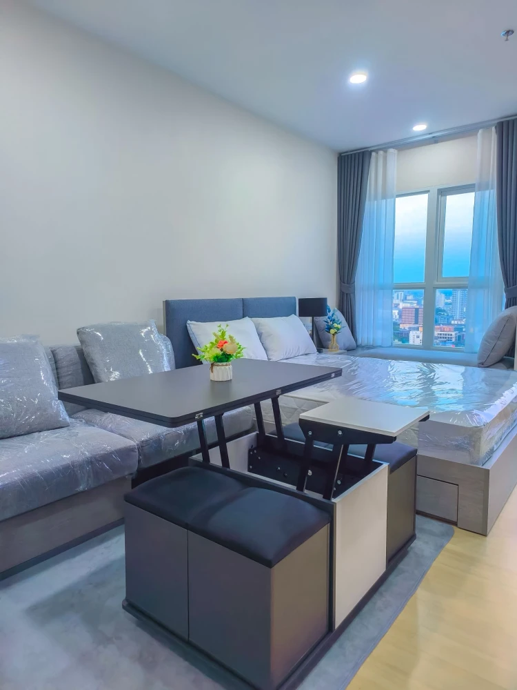 Condo for rent Supalai Veranda Ramkhamhaeng, 31st floor, high view, comes with a very good price, you must not miss it.