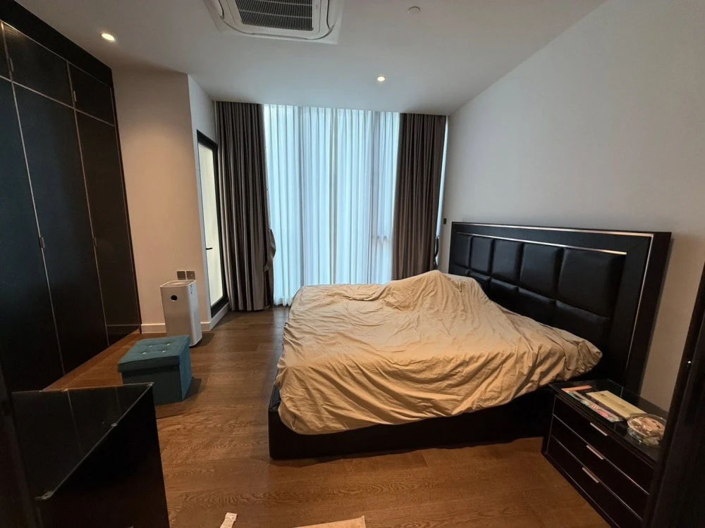 Luxury condo for rent, Supalai Icon Sathorn (on Sathorn Road), fully furnished and ready to move in. Complete with furniture and appliances.
