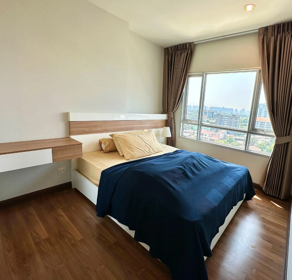For rent: Condo Centric Tiwanon Station, ready to move in, full facilities, book now, don't miss out.
