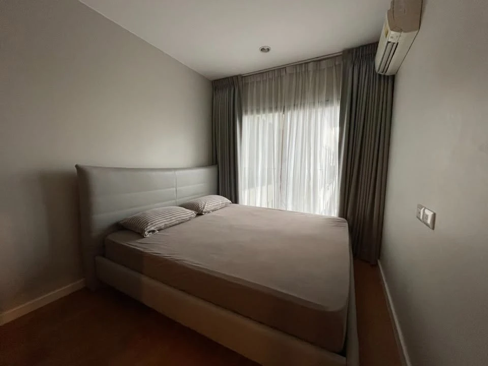 For rent: Condolette Dwell Sukhumvit 26, ready to move in, fully furnished, just bring your bags and move in.
